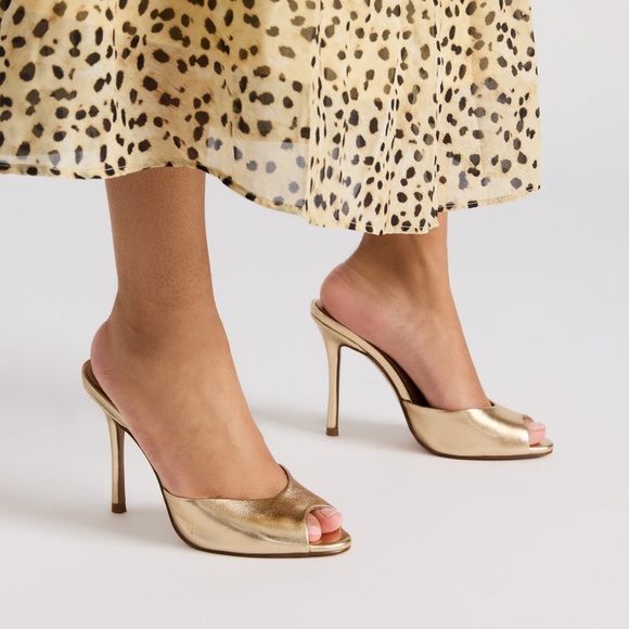 Steve Madden PRIYA GOLD LEATHER High Heels - Picture 8 of 10